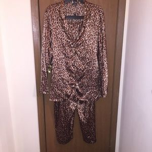 leopard print silky-feeling PJ set
